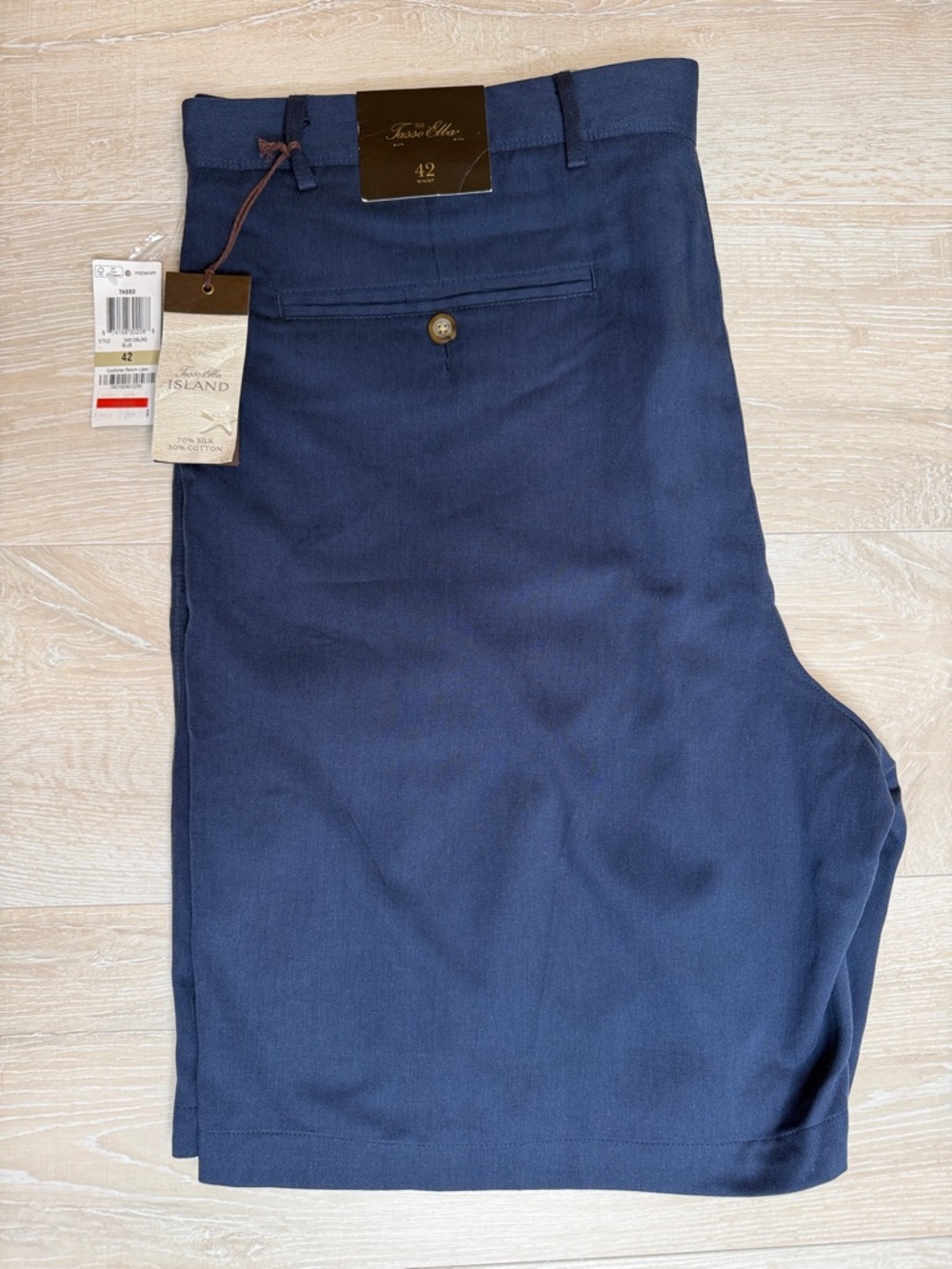 TASSO ELBA Island Men’s Silk Blend Shorts